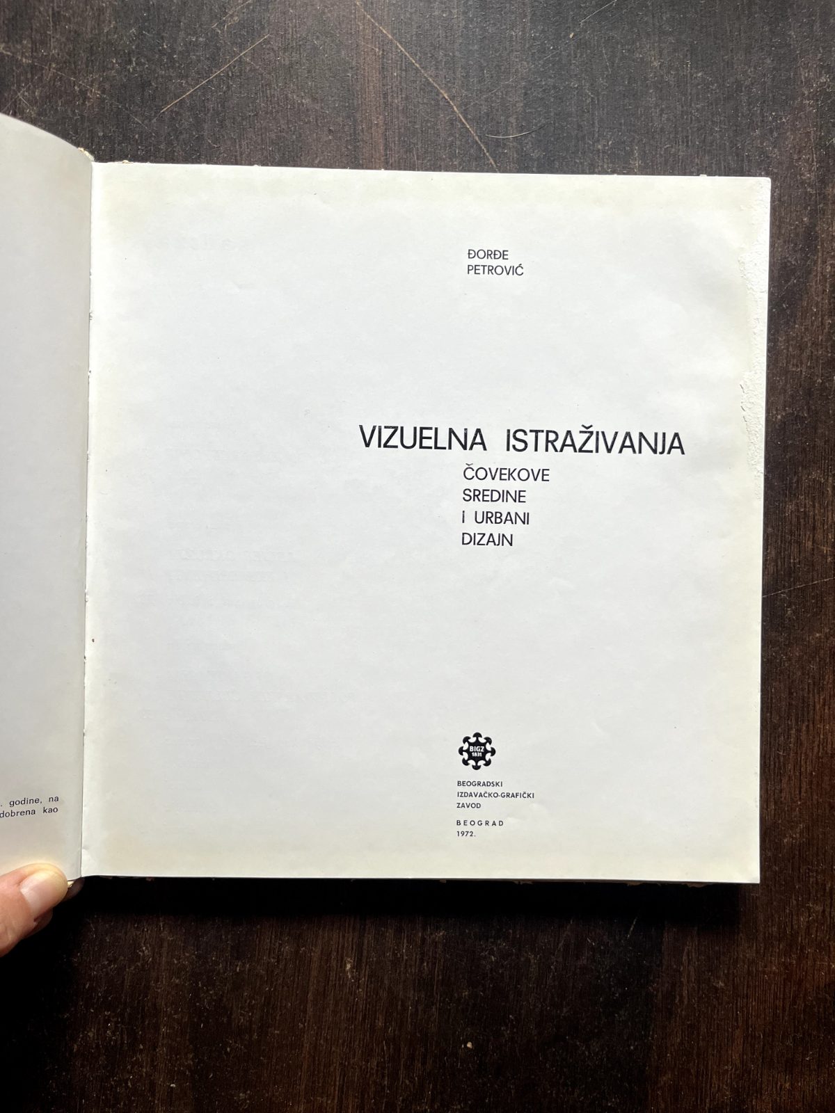 Vizuelna istrazivanja covekove sredine i urbani dizajn