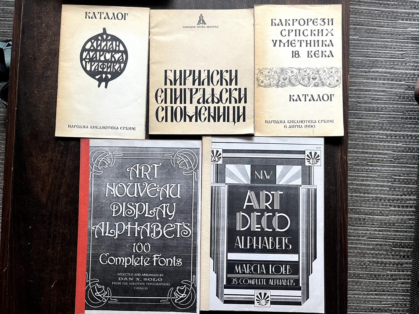 Set tipografskih skripti